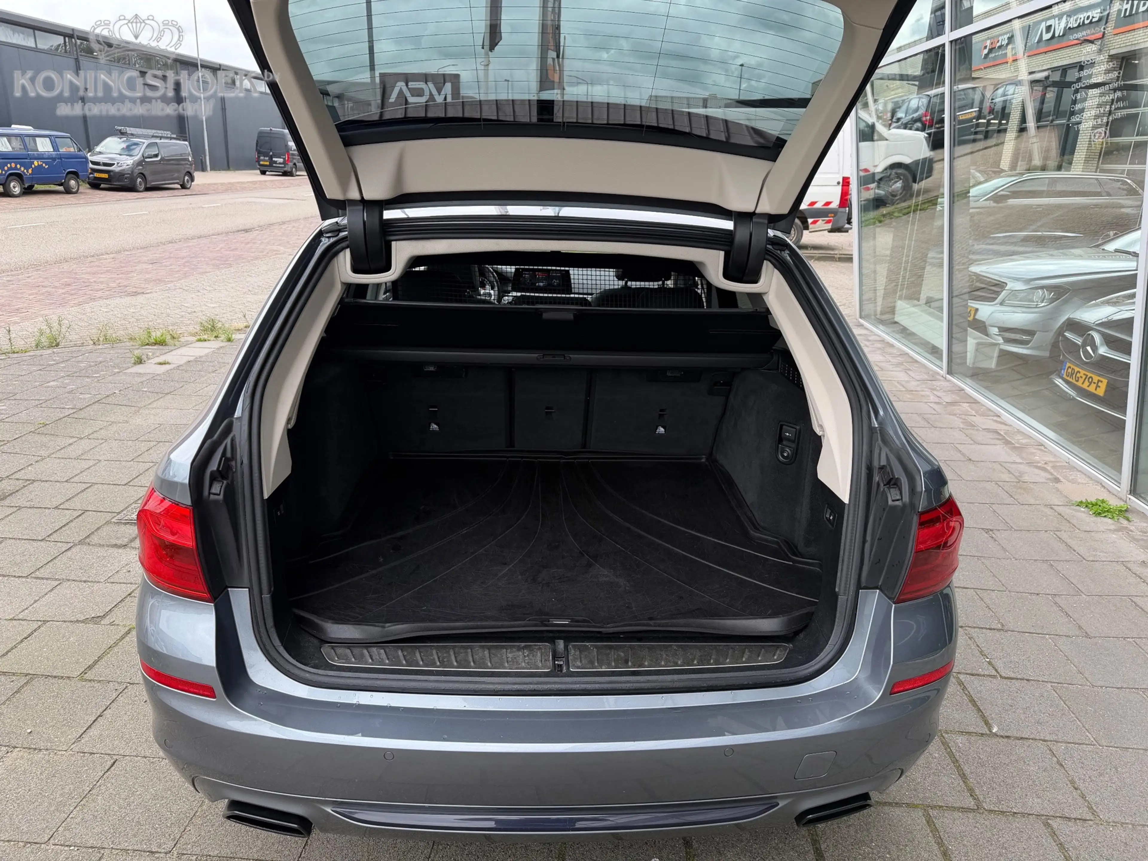 BMW 540 5-serie Touring 540i xDrive High Executive — photo 11