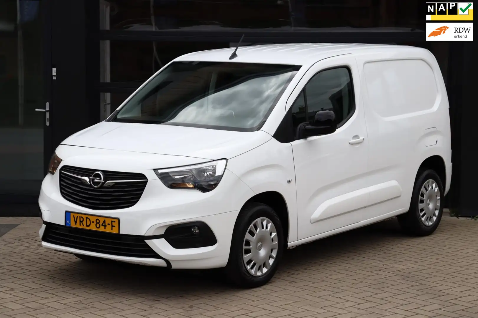 Opel Combo 1.5D L1H1 Edition | NAP | Apple Carplay | Cruise | Bianco - 1