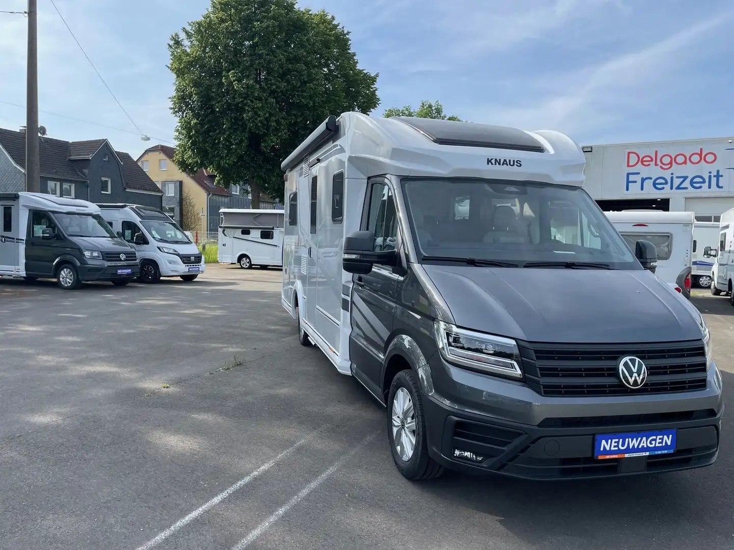 Knaus Van Ti Plus 700 LF Platinum Selection VW Crafter Grijs - 1