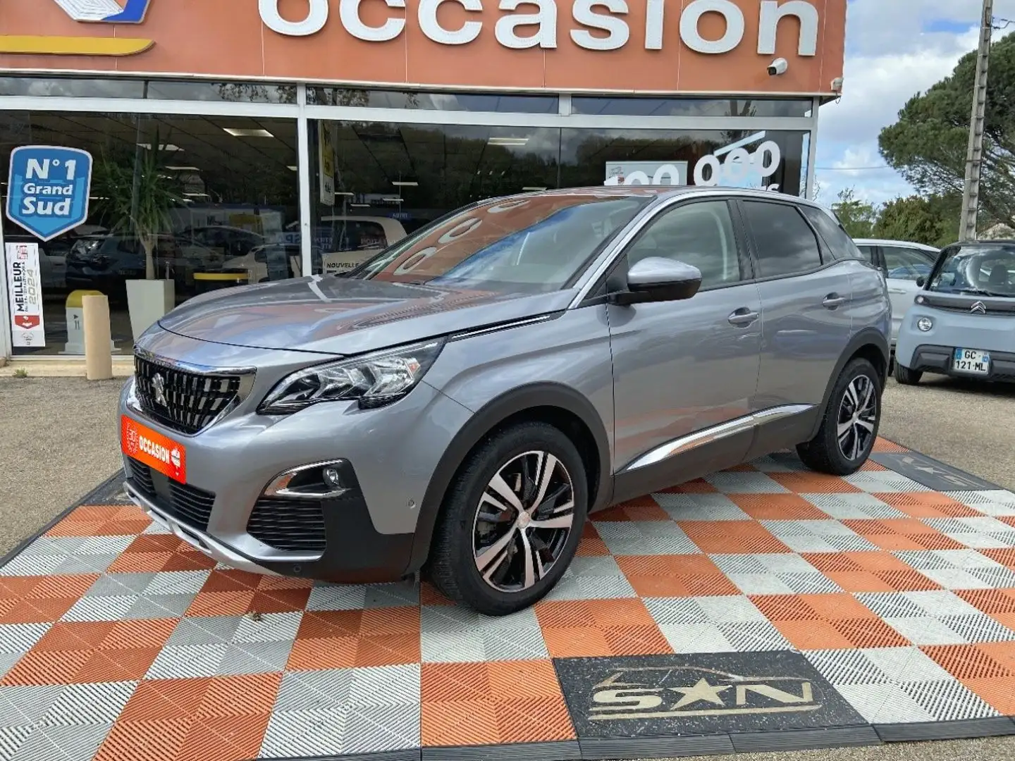 Peugeot 3008 1.2 PureTech 130 ALLURE Gris - 1