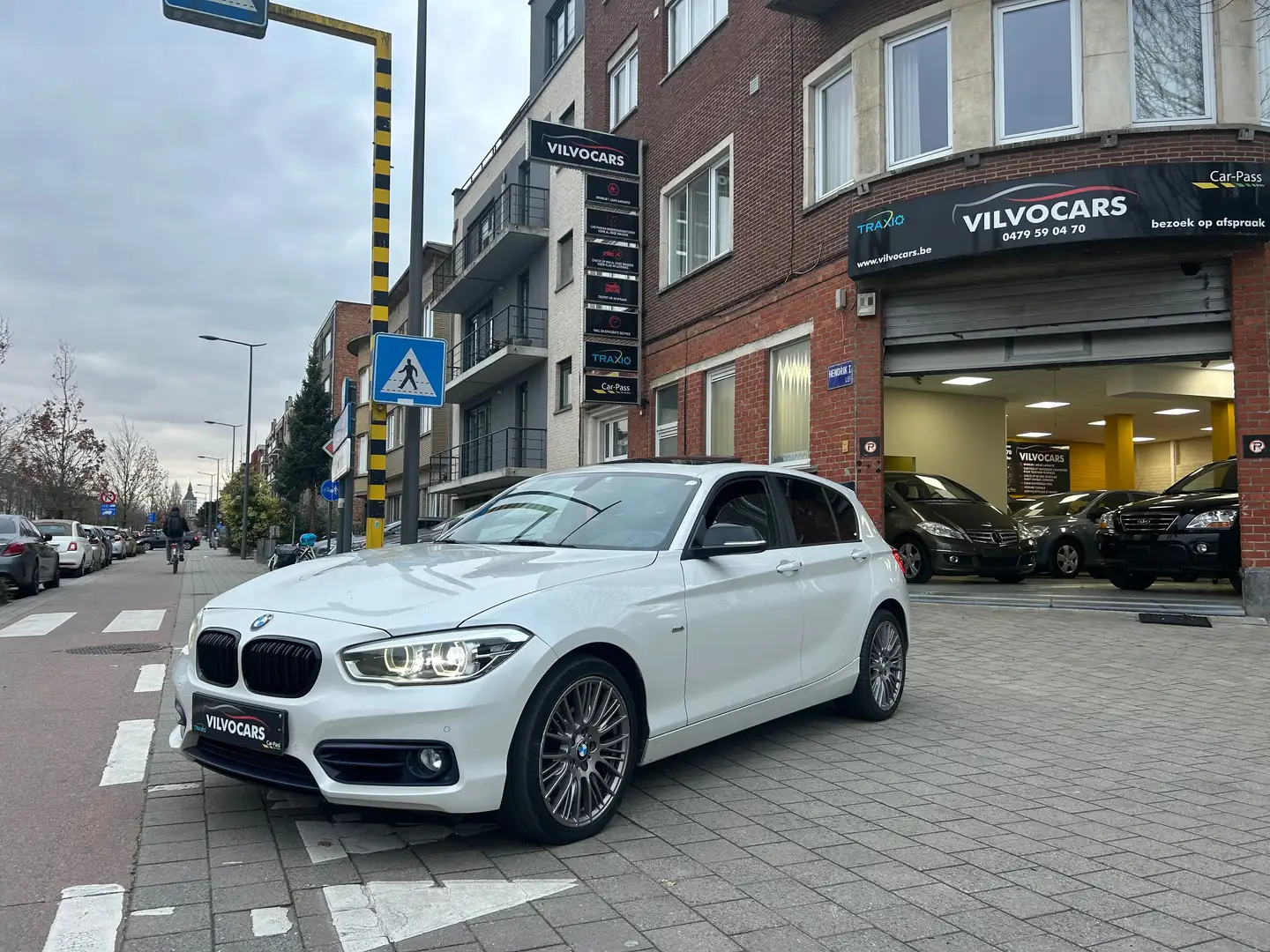 BMW 118 118d Aut. Sport Line Stage 1 Euro 6 Blanc - 1