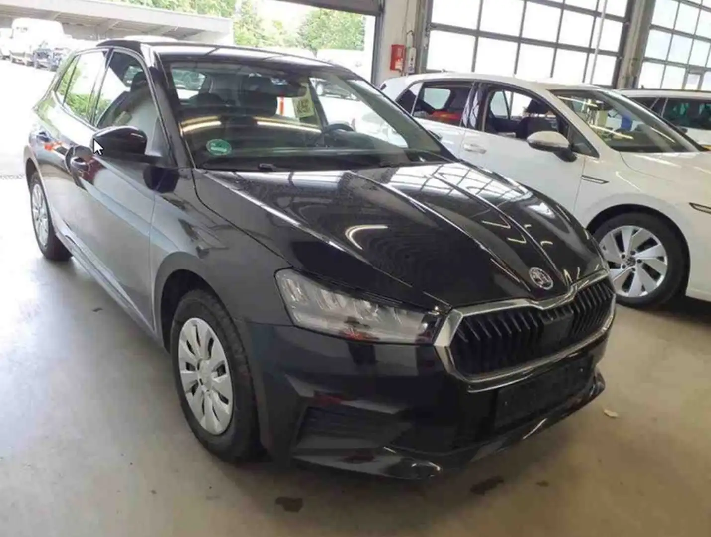 Skoda Fabia 1.0 TSI Ambition Business Paket Schwarz - 2
