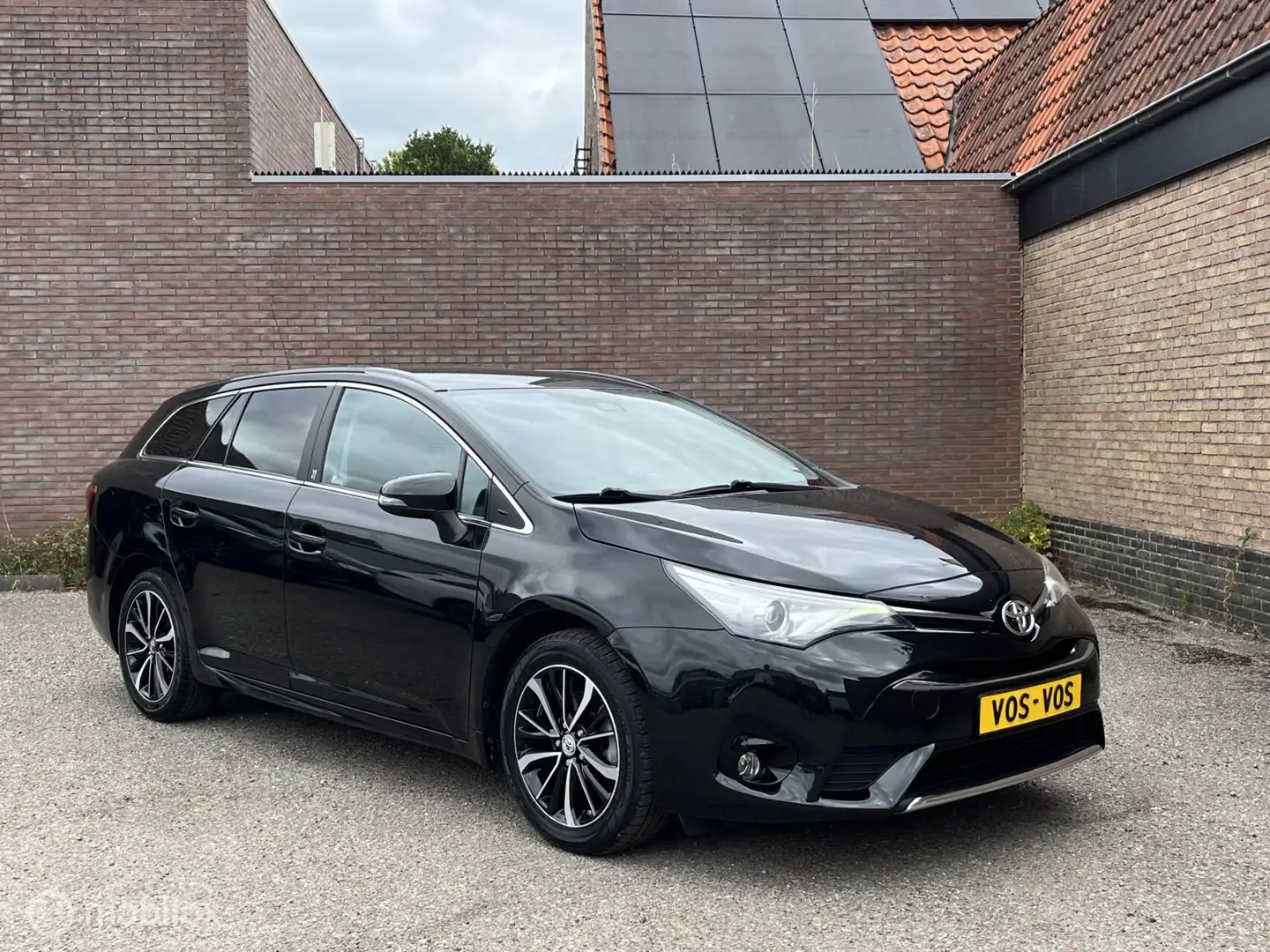Toyota Avensis 1.8 VVT-i Dynamic | Camera| Stoelverw| AUT Noir - 2