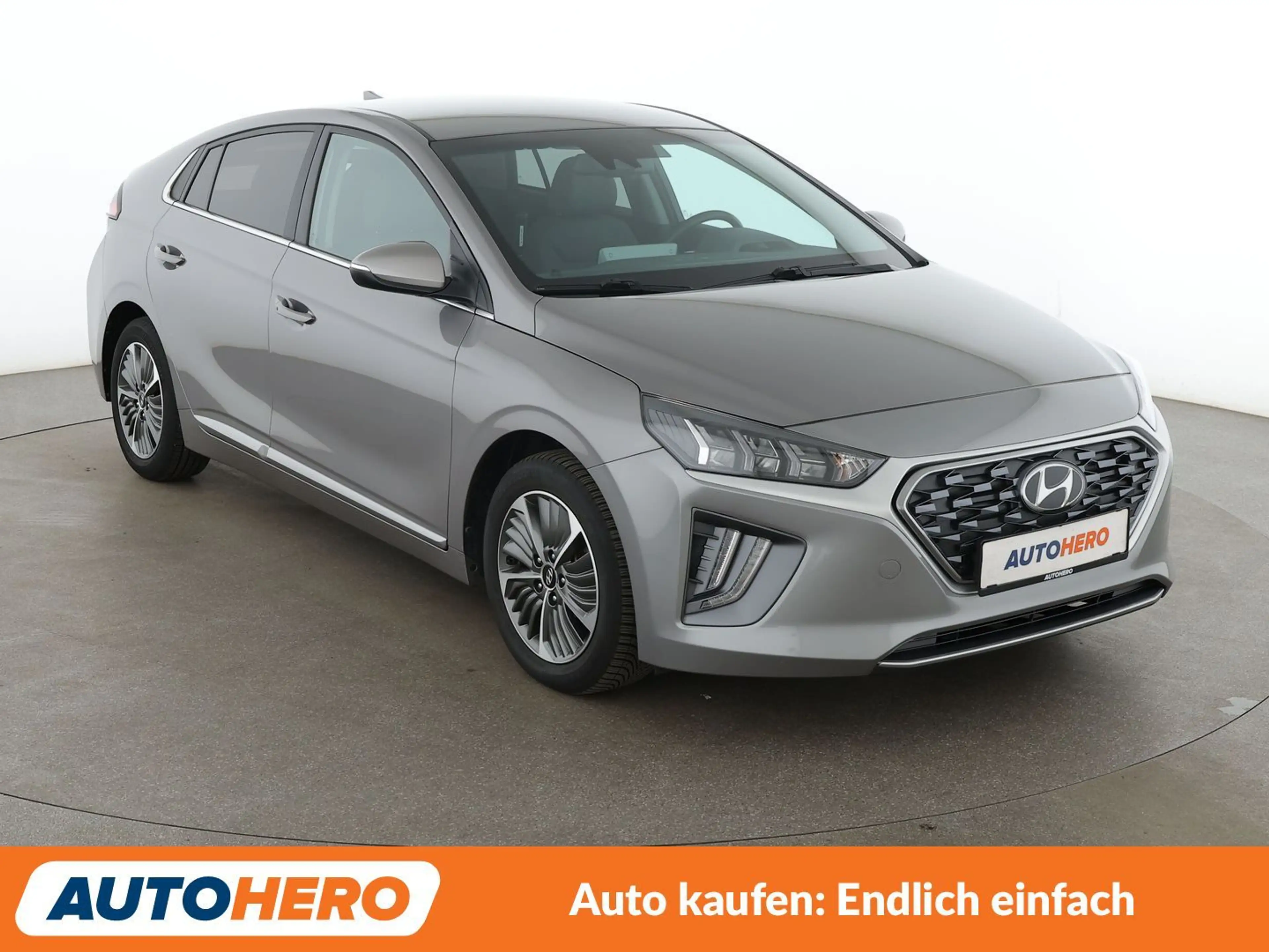 Hyundai IONIQ 1.6 Hybrid Style Aut.*NAVI*LED*TEMPO*PDC*SHZ* — photo 8