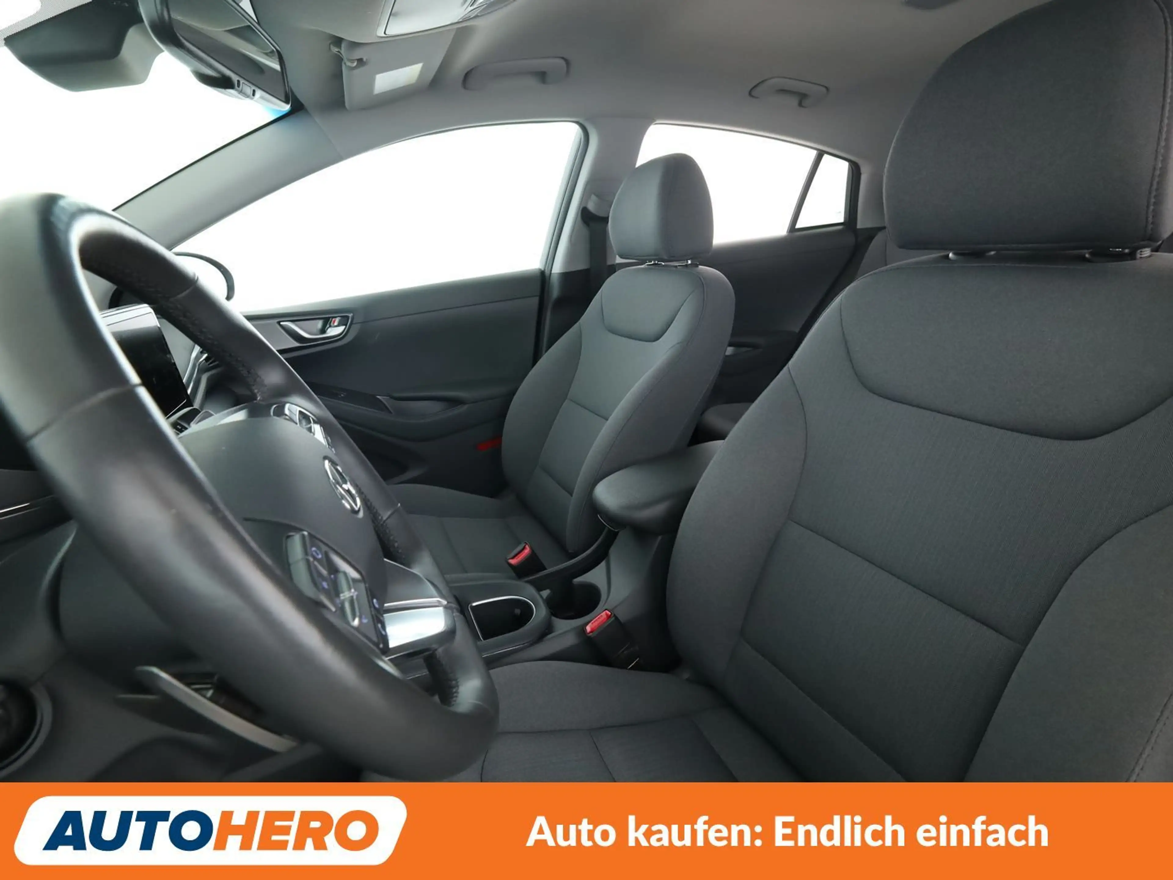 Hyundai IONIQ 1.6 Hybrid Style Aut.*NAVI*LED*TEMPO*PDC*SHZ* — photo 10
