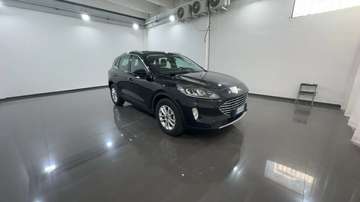 Kuga 2.0 tdi Mild Hyb Titanium 150cv 2wd