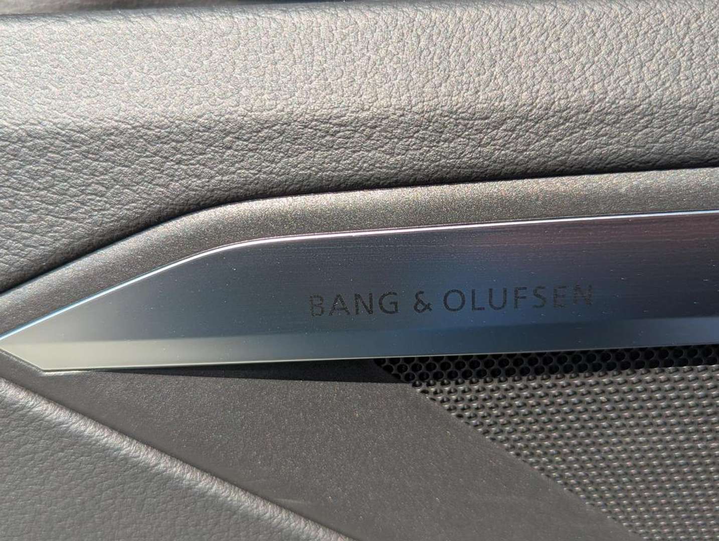 Audi Q8 E-tron Sportback Black Edition S Line -  - Joinsteer - #4