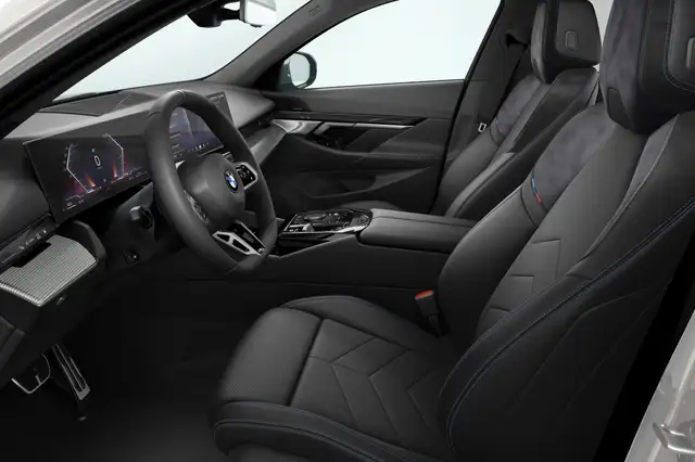 BMW 5 Series view 2