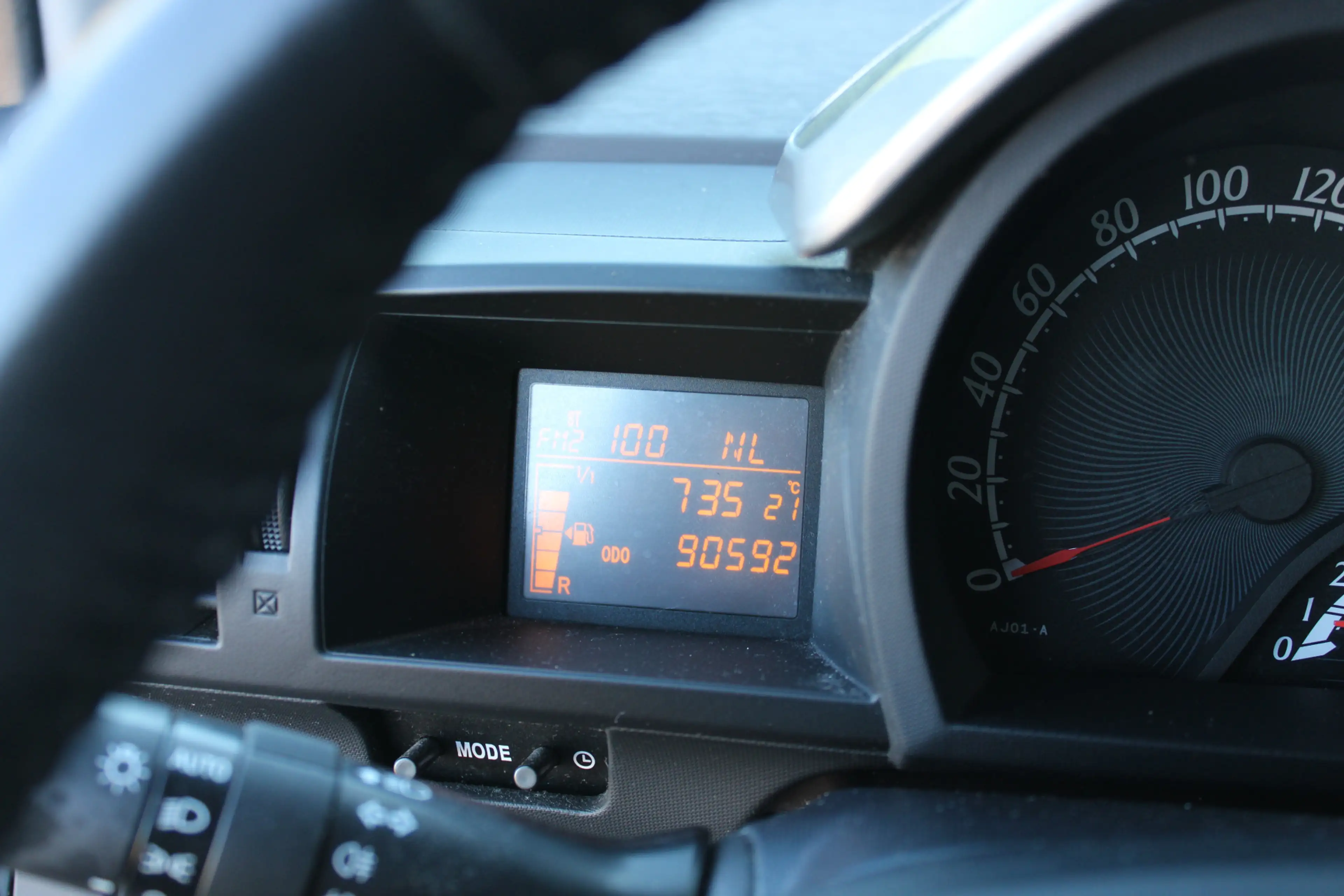 Toyota iQ 1.0 VVTi Aspiration Airco — photo 9