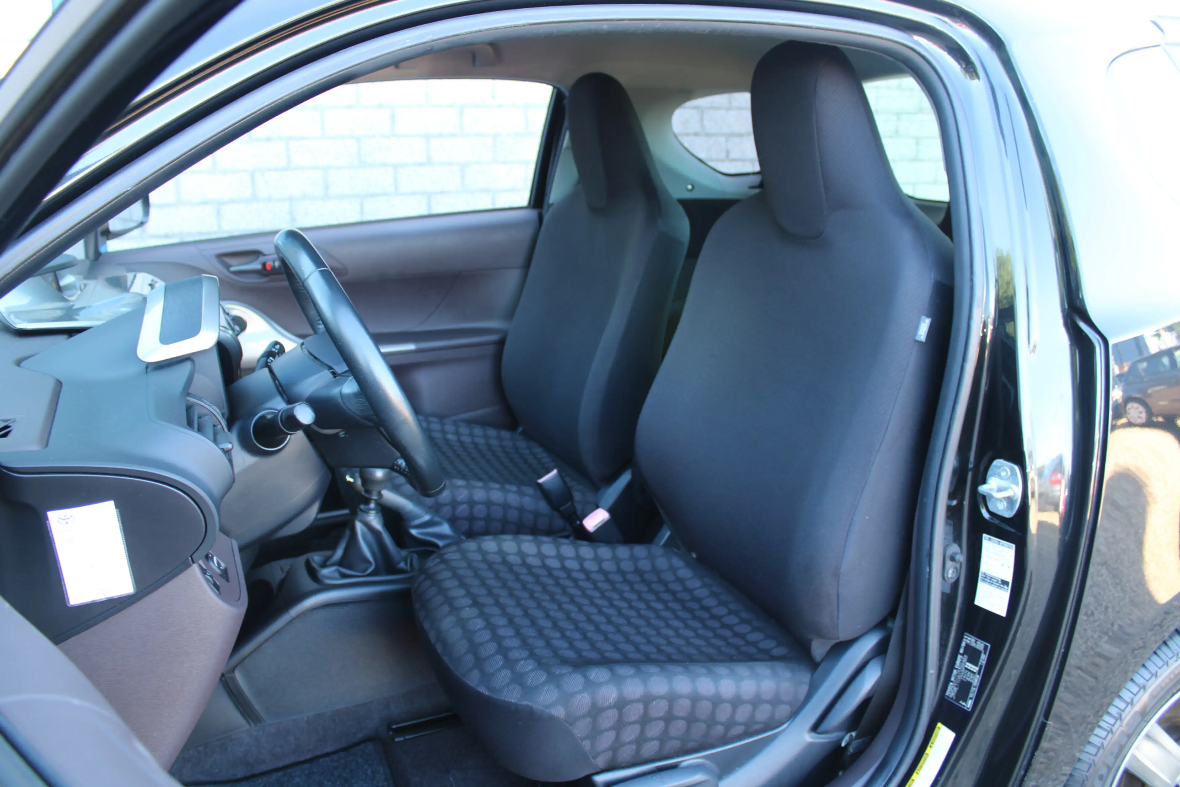 Toyota iQ 1.0 VVTi Aspiration Airco — photo 7