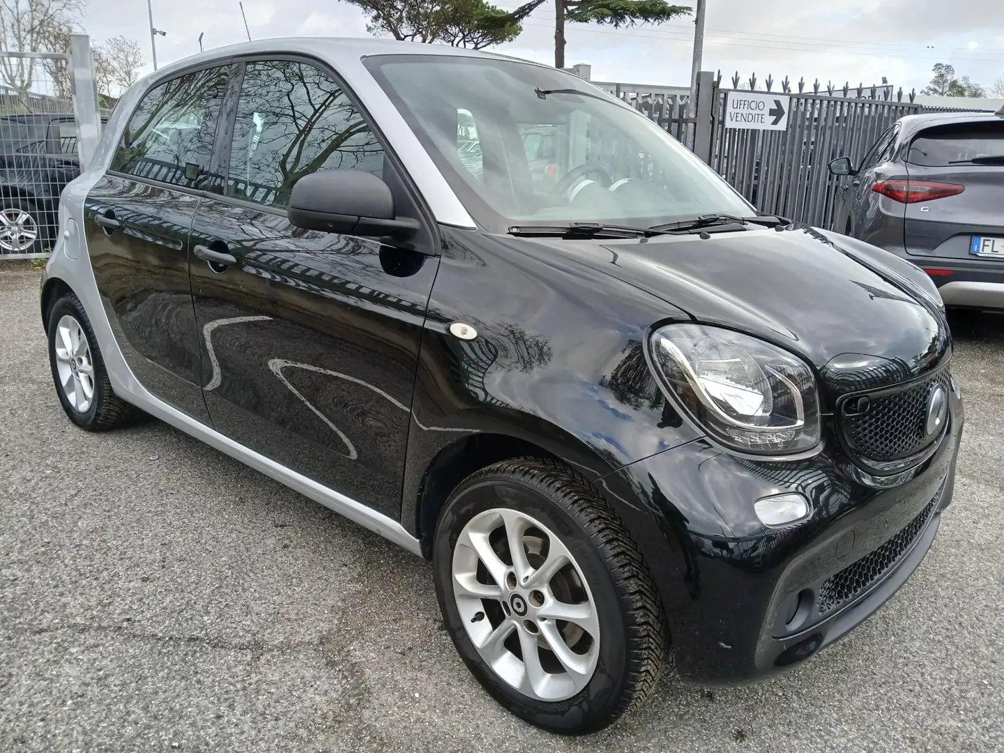 smart forFour 70 1.0 Passion Nero - 1