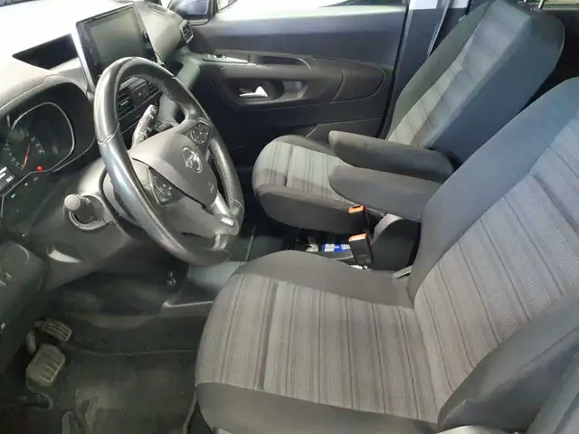 Opel Combo view 7