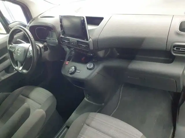 Opel Combo view 9