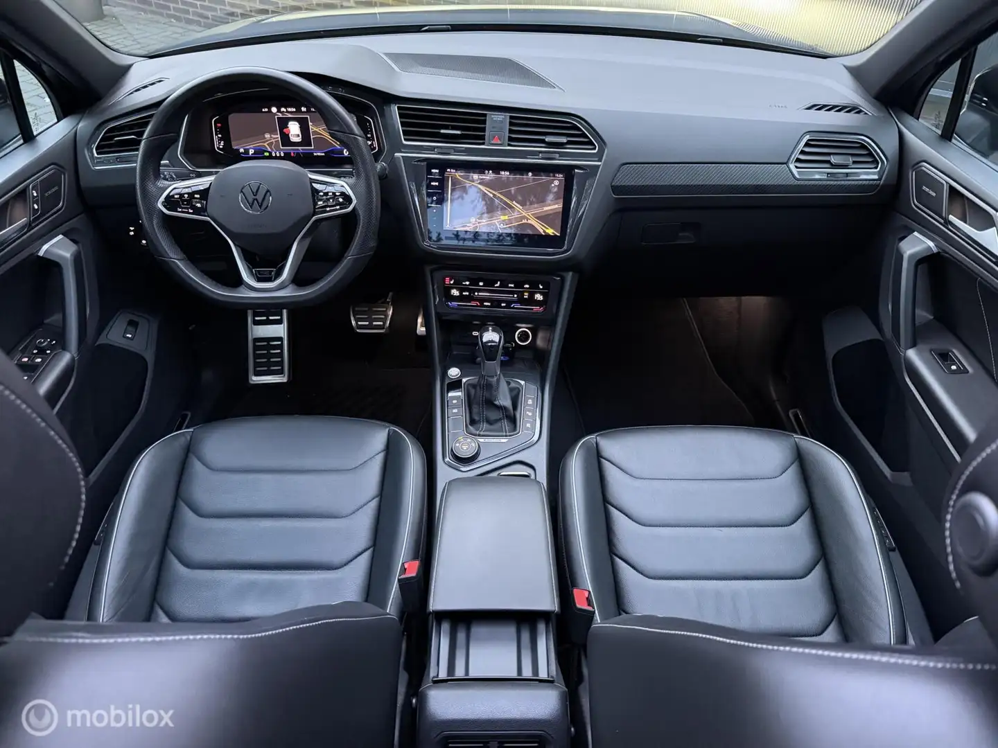 Volkswagen Tiguan 2.0 TSI 4Motion 3x R-line|BOMVOL|H&K|Pano Grijs - 2