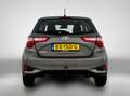 Toyota Yaris 1.0 VVT-i Comfort | Trekhaak | LichtmetaVlen velge Grau - thumbnail 26