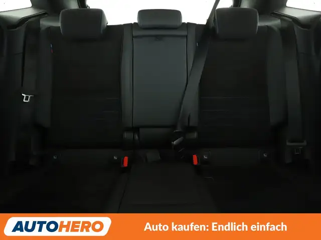 BMW 2 Series view 15