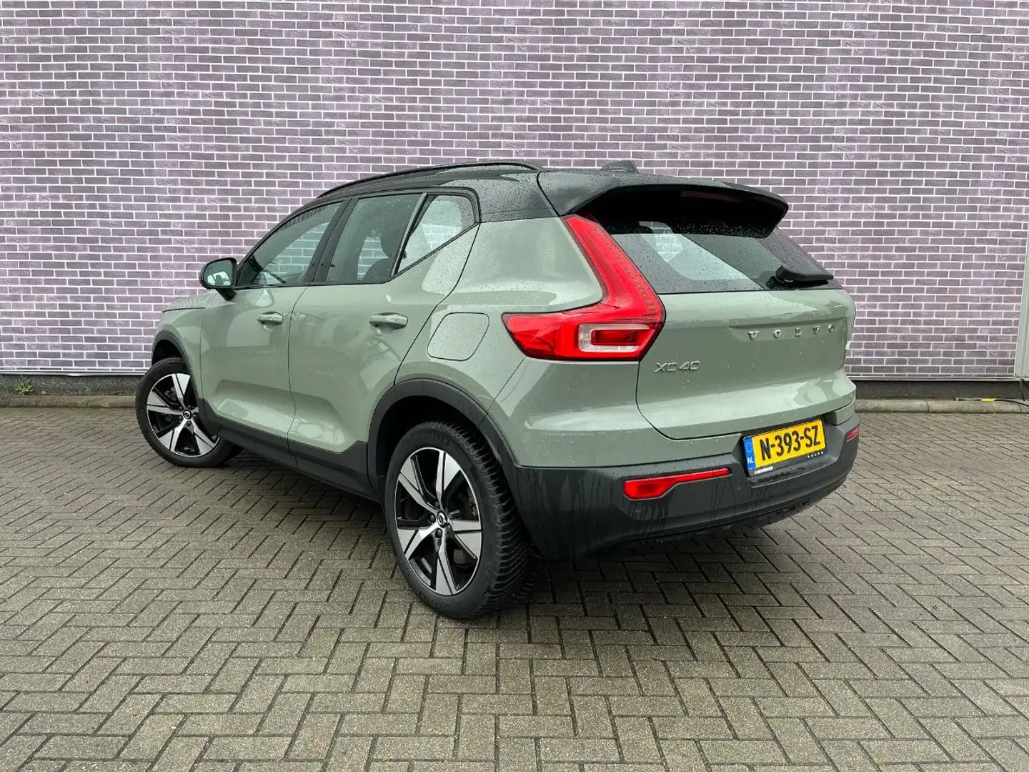 Volvo XC40 Recharge Pro | Panoramadak | Harman Kardon | Adapt Groen - 2