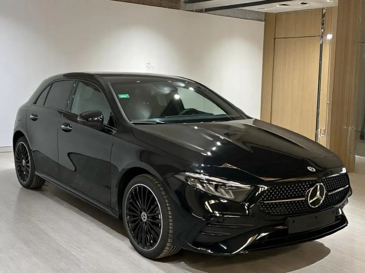 Mercedes-Benz A 250 250e Progressive Line Advanced 8G-DCT Negro - 1
