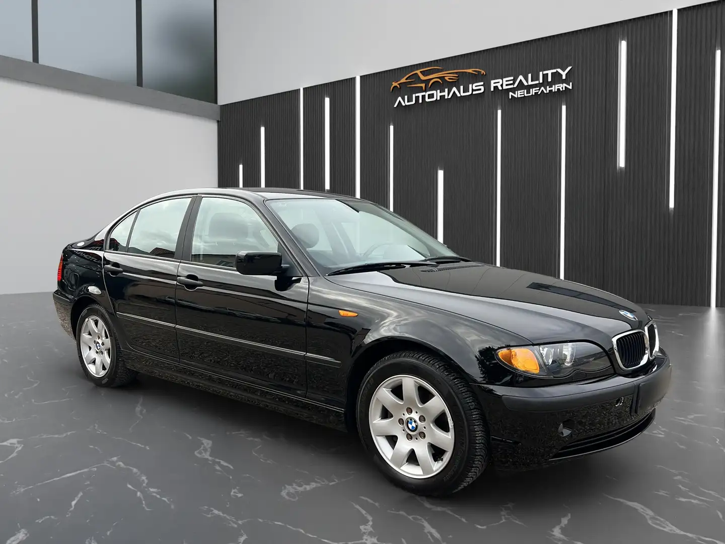 BMW 318 KLIMA+SITZHEIZ.+NEUE TÜV+ Schwarz - 1