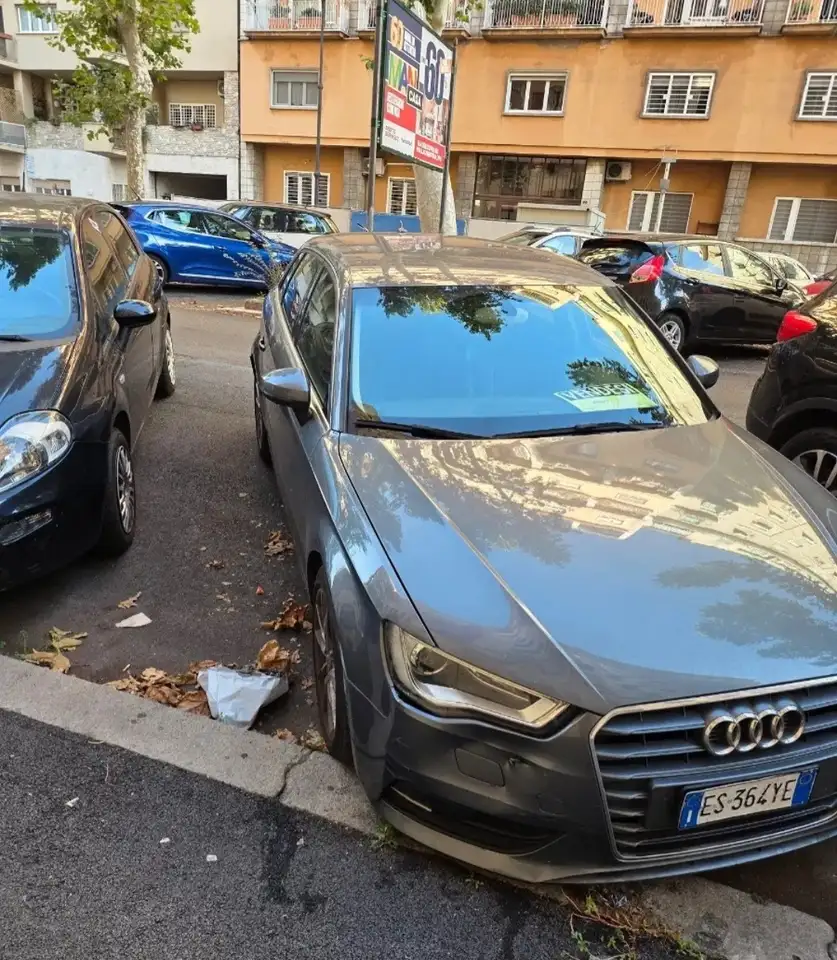 Audi A3 3p 1.9 tdi Ambition 110cv auto, foto 2