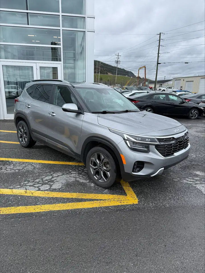 Kia Seltos снимка Kia Seltos