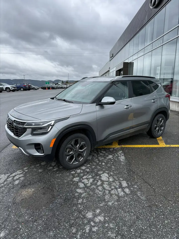 Kia Seltos снимка Kia Seltos