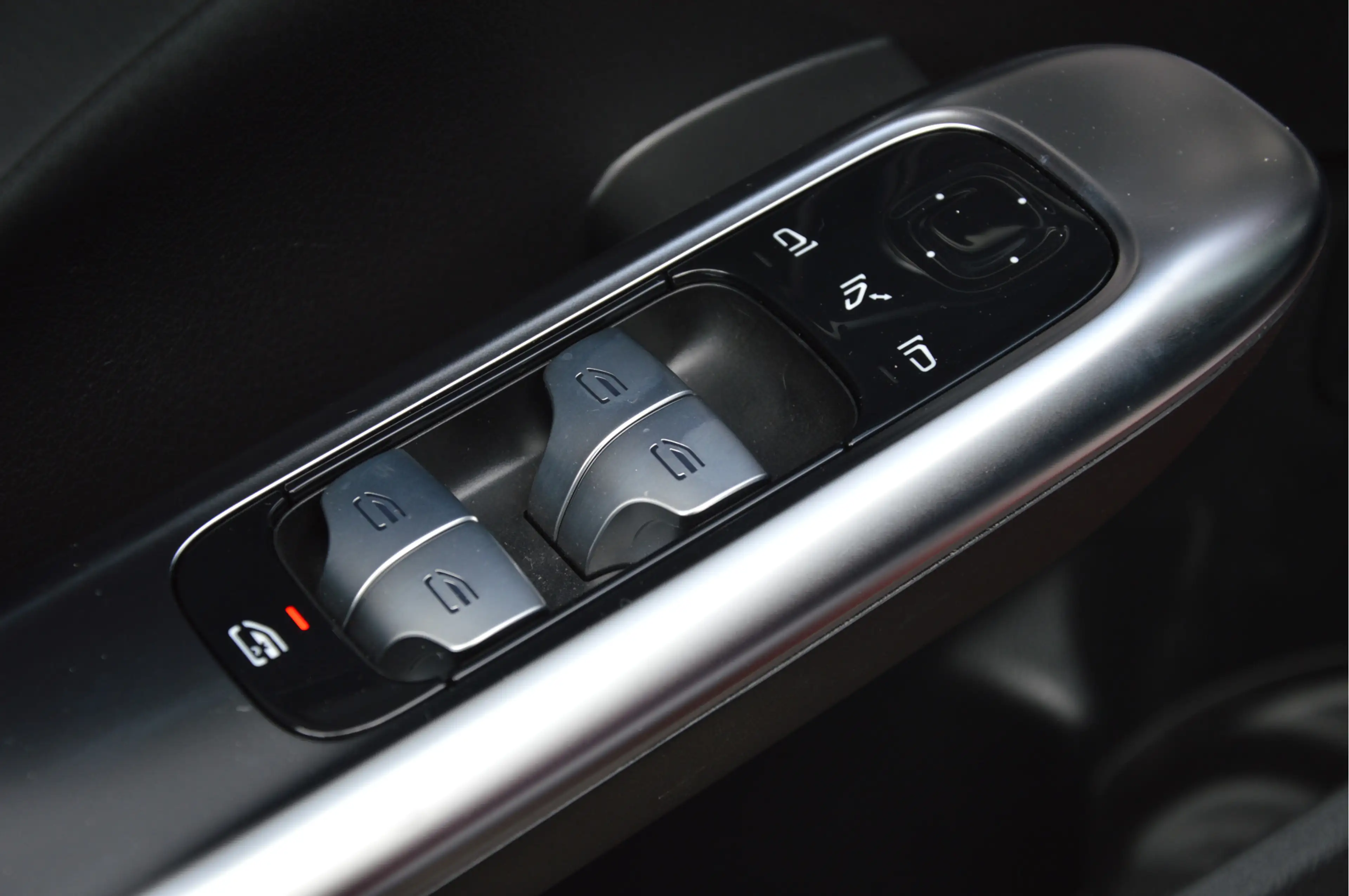 Mercedes-Benz C 400 e 4MATIC AMG Line PANORAMADAK | BURMESTER | HUD | — photo 36