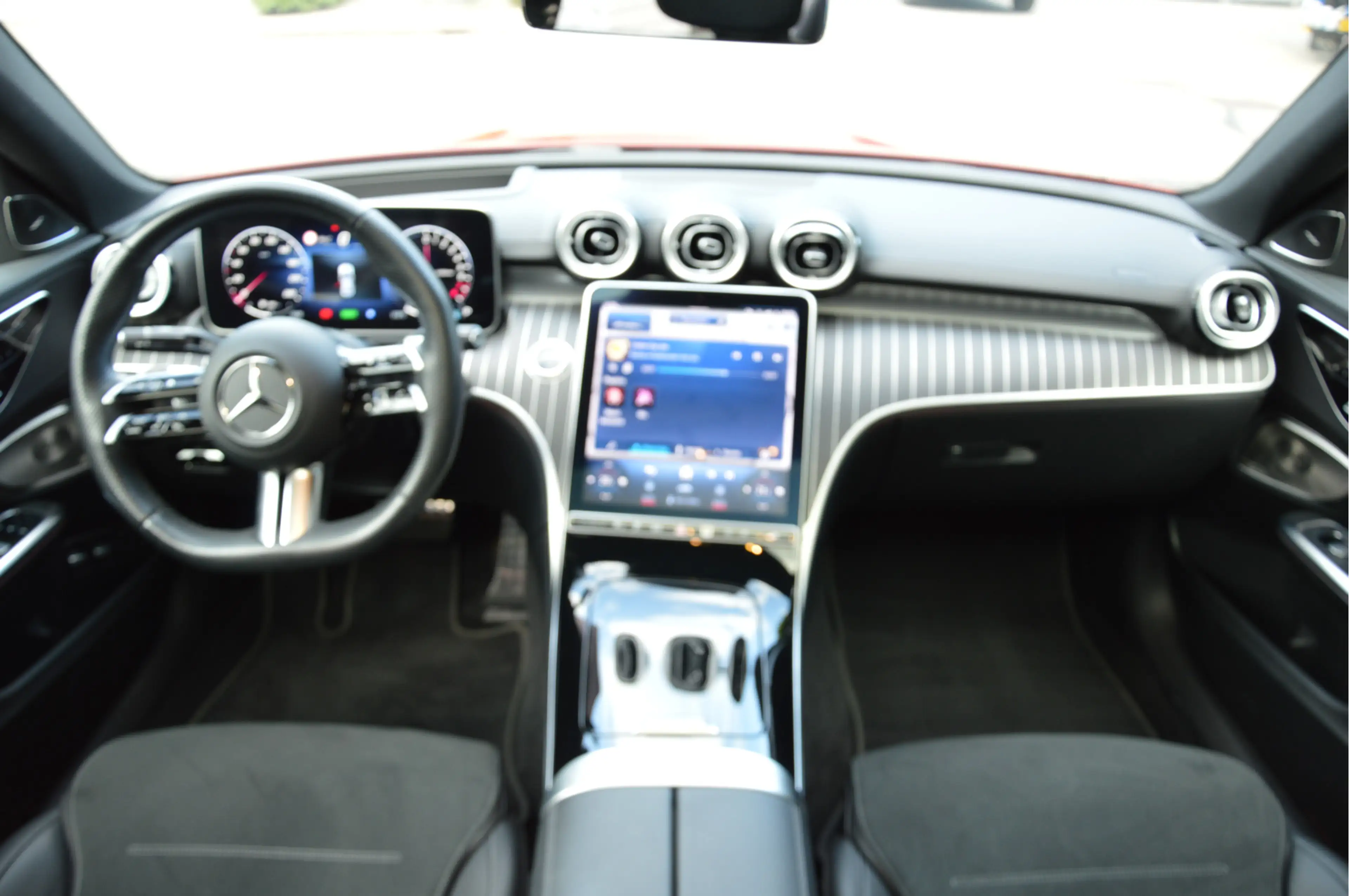 Mercedes-Benz C 400 e 4MATIC AMG Line PANORAMADAK | BURMESTER | HUD | — photo 37