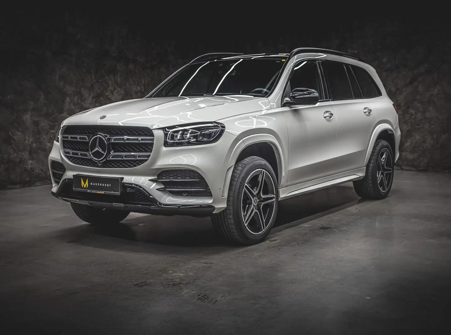 Mercedes-Benz GLS 580 4M/AMG/NIGHT/AHK/AIR/PANO/2KLIMA/5+2/DIS Blanc - 1