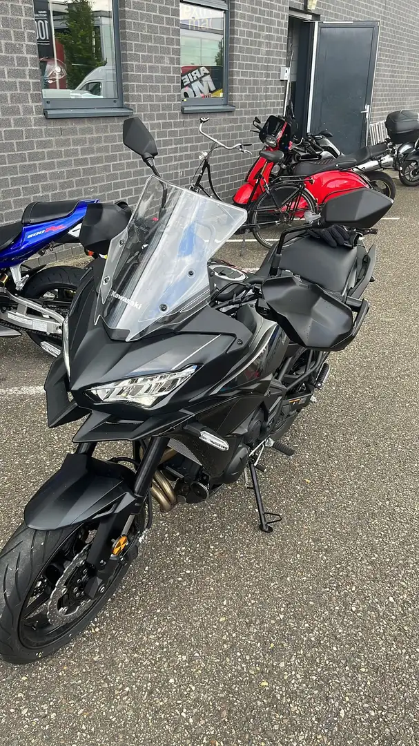 Kawasaki Versys 650 Zwart - 1