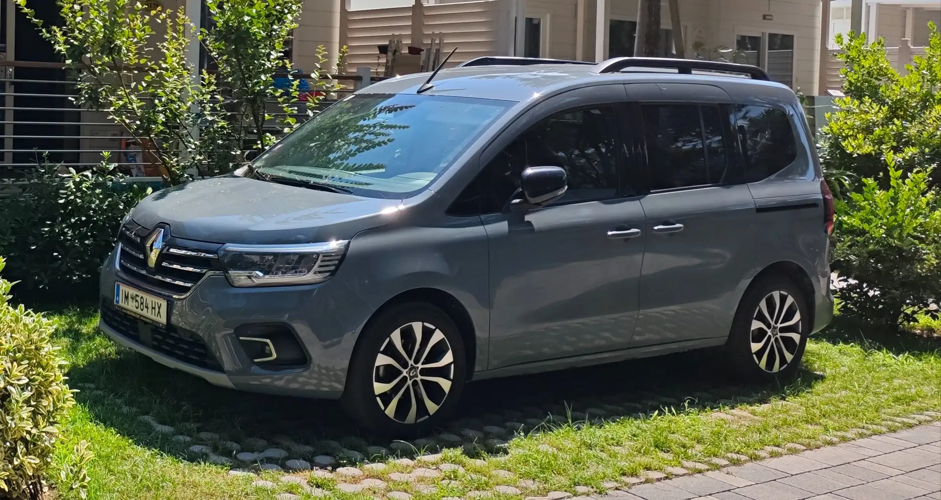 Renault Kangoo Kangoo Intens TCe 130 Intens Grau - 1