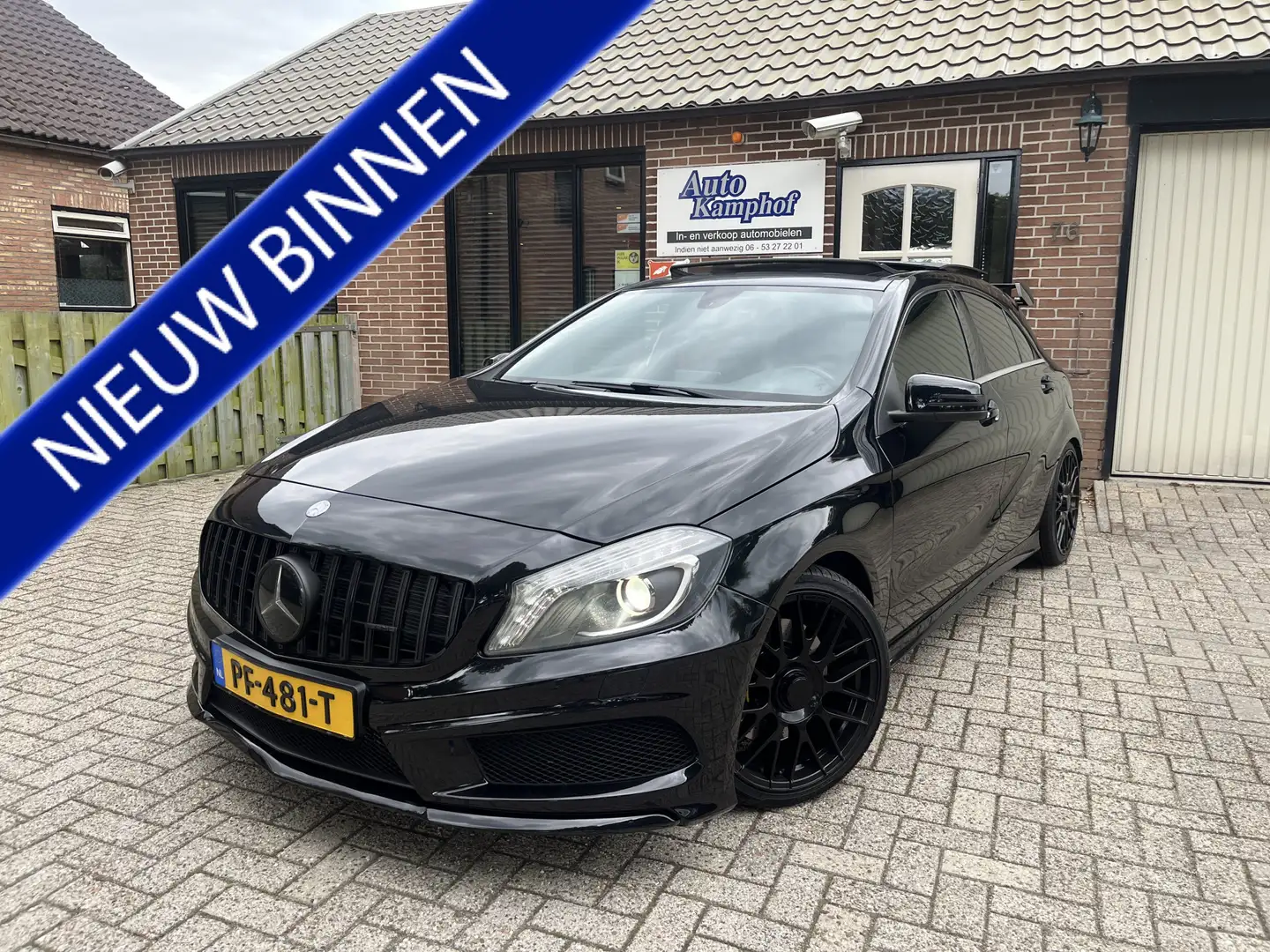 Mercedes-Benz A 250 Sport AMG Edition Panodak Xenon crna - 1