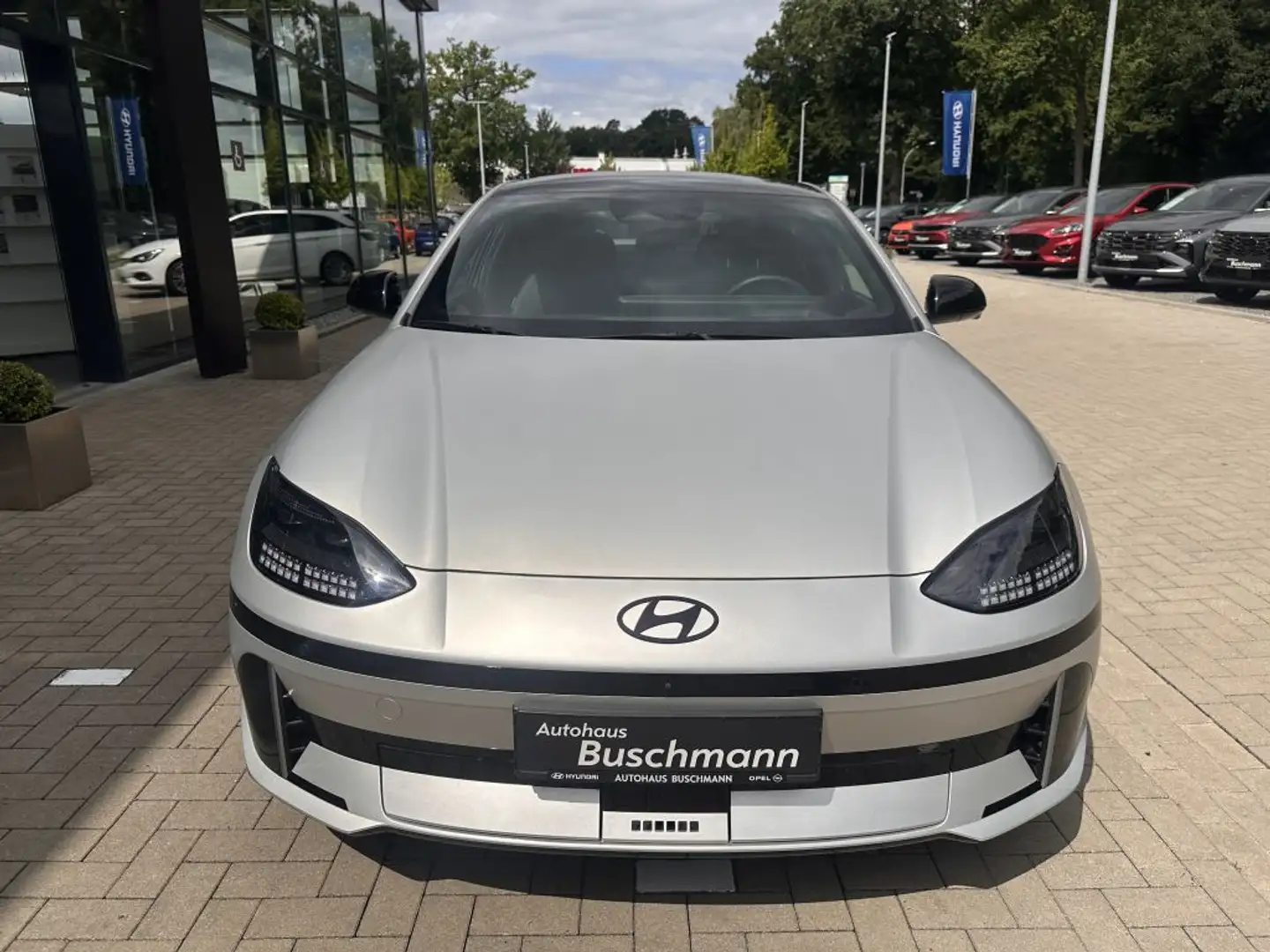 Hyundai IONIQ 6 77,4 kWh 4WD First Edition +AHK+ Beige - 2