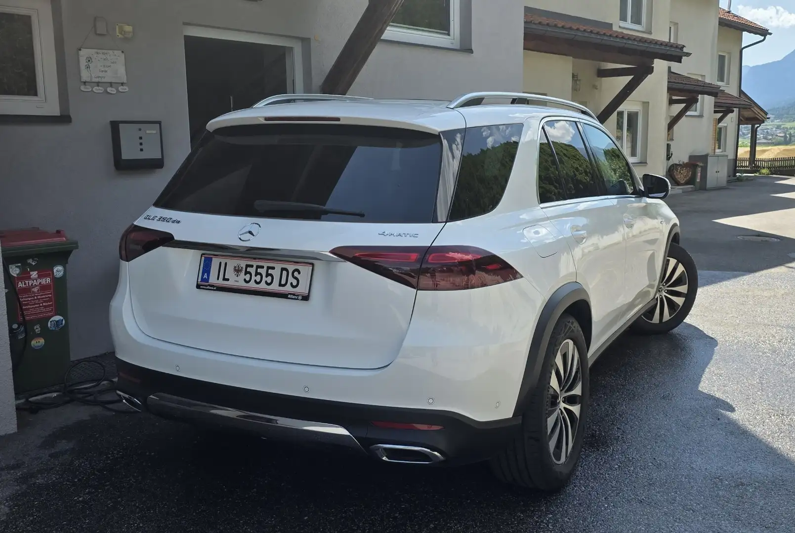 Mercedes-Benz GLE 350 de PHEV 4MATIC Aut. Weiß - 1