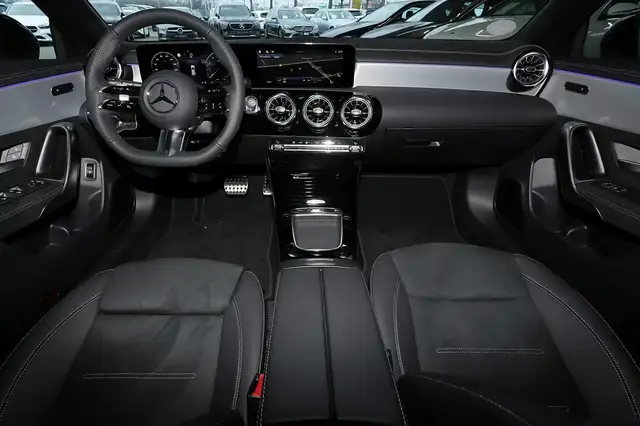 Mercedes-Benz Cla view 5
