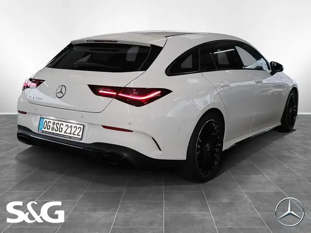 Mercedes-Benz Cla view 2