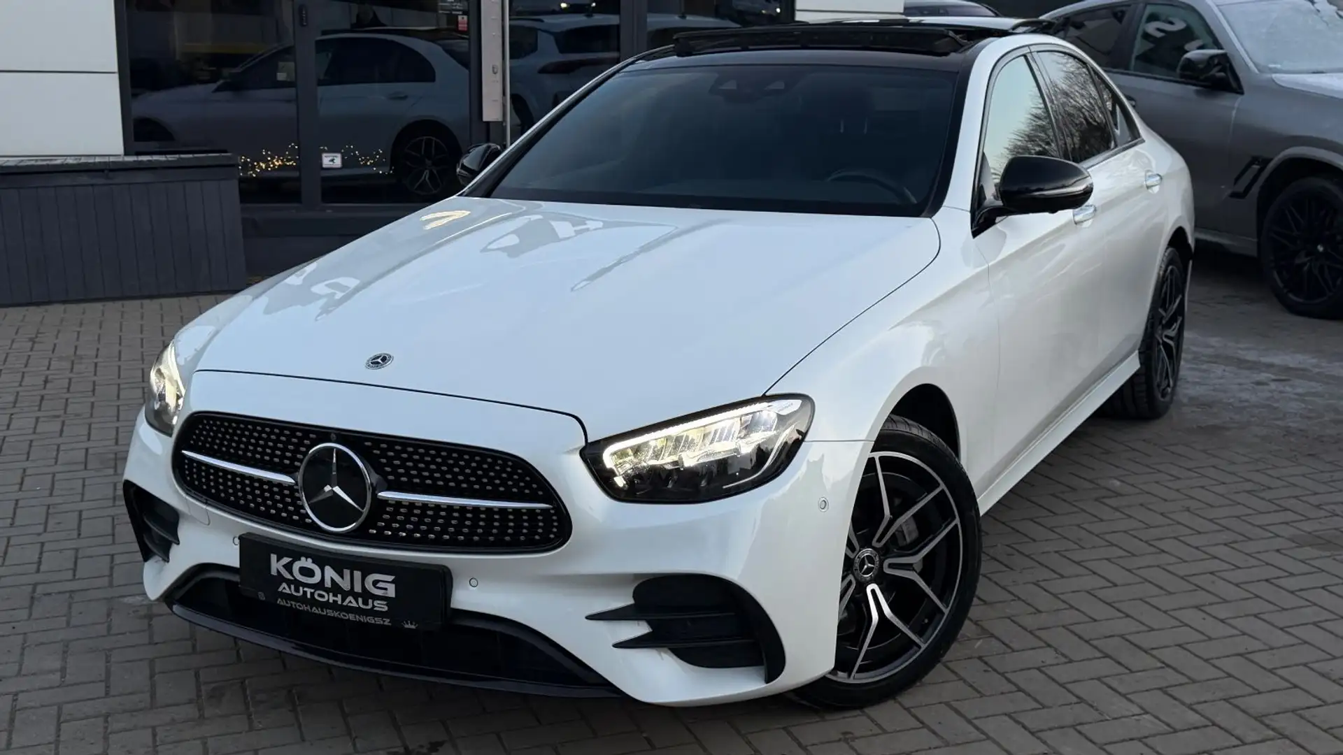 Mercedes-Benz E 300 de*AMG*4Matic*BURMESTER*NIGHT*360°PANO* Weiß - 2