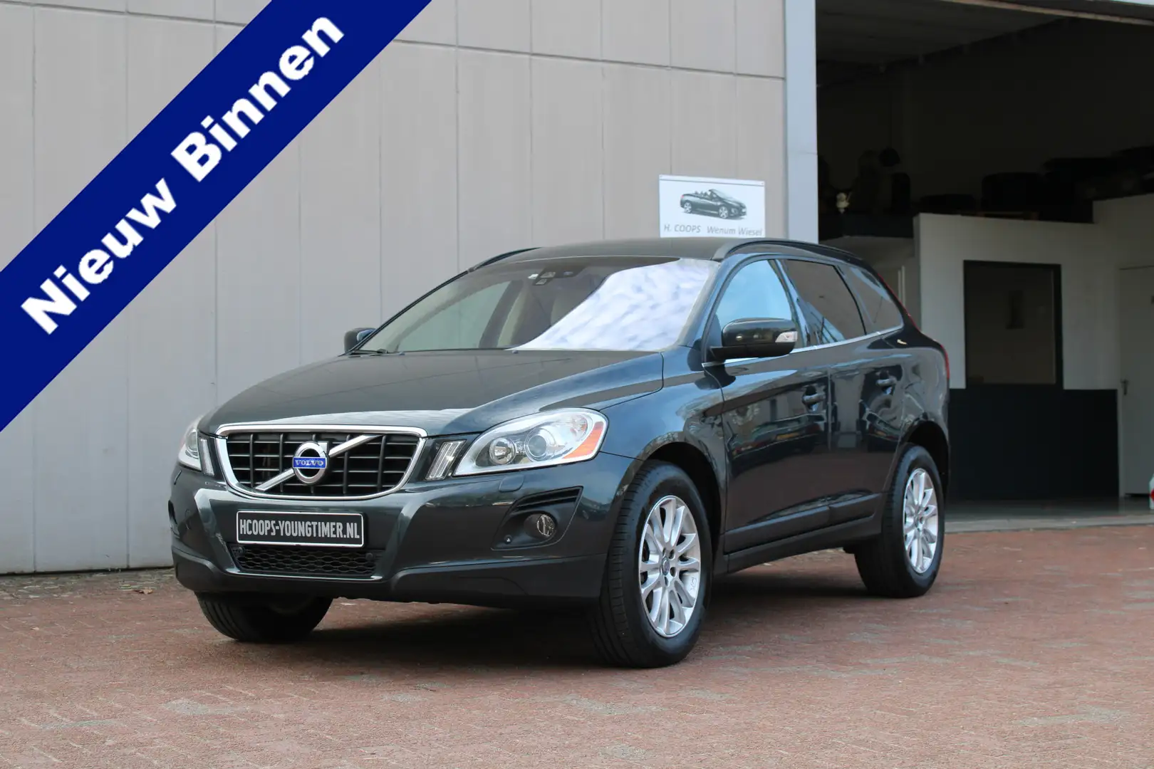 Volvo XC60 3.0 T6 AWD Summum AUTOMAAT YOUNGTIMER incl. 21% BT Grigio - 1