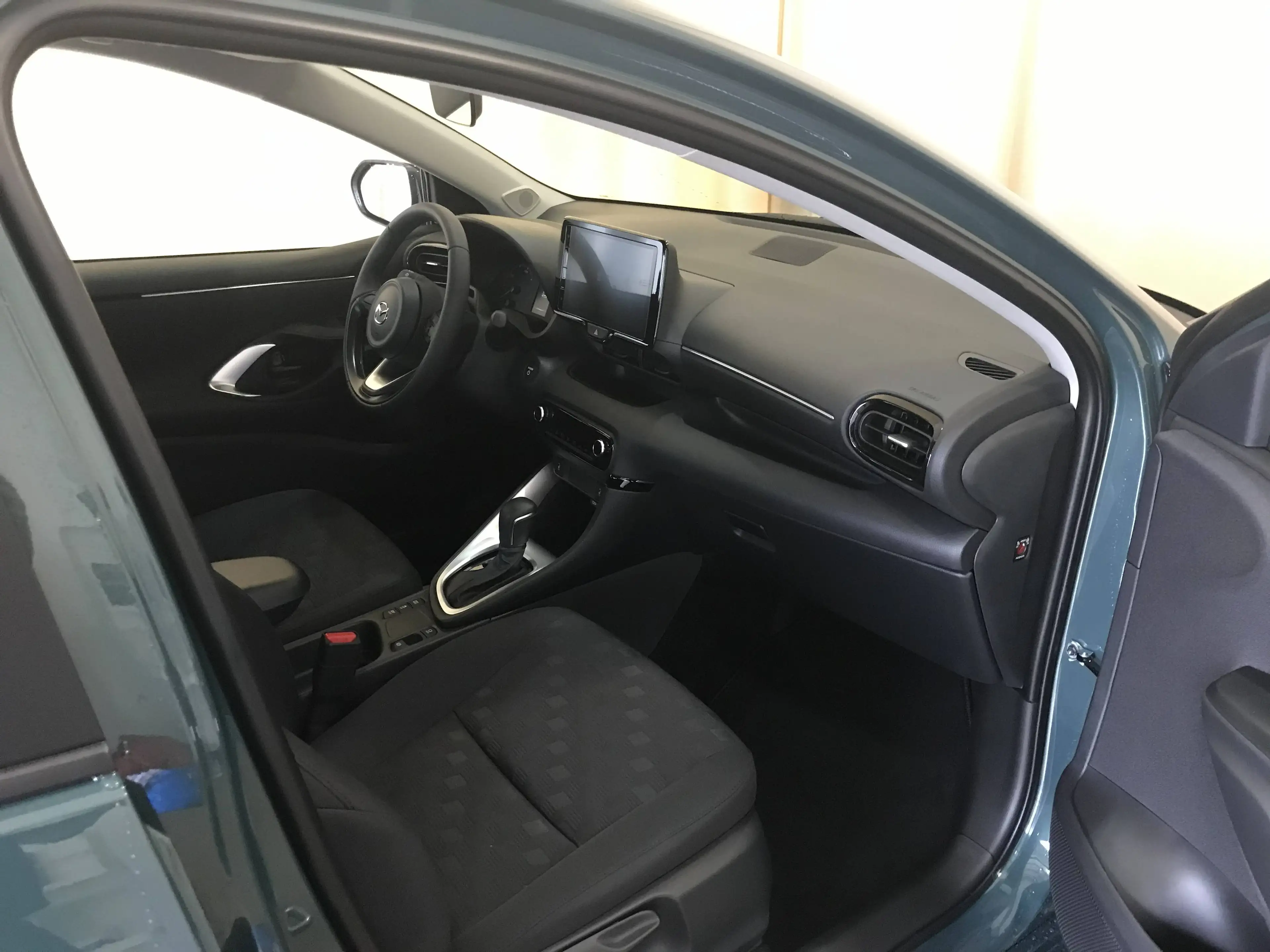 Mazda 2 2026 Mazda2 Hybrid 1.5L Hybrid VVT-i 116 CVT Exclusive-Line — photo 10