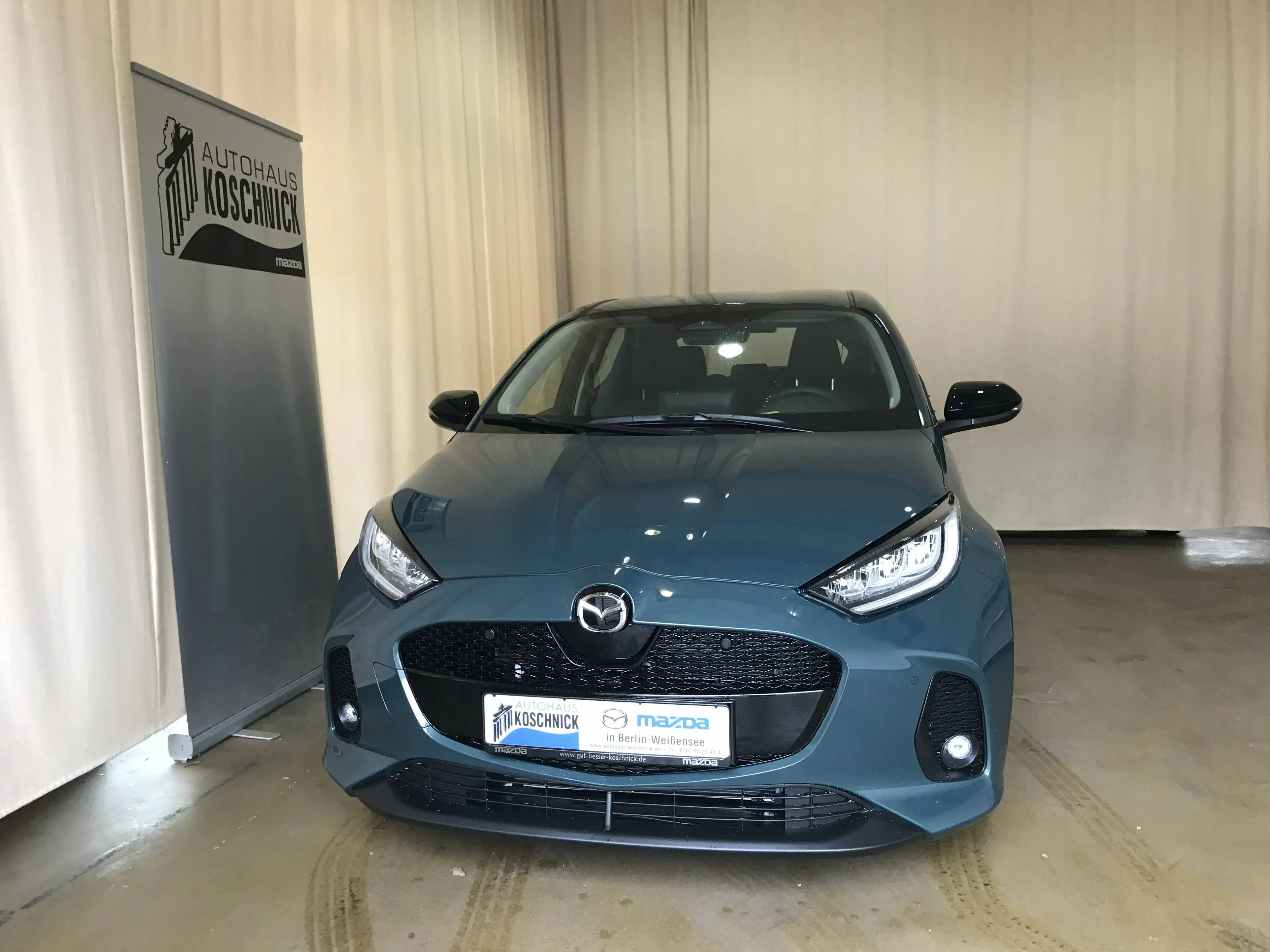 Mazda 2 2026 Mazda2 Hybrid 1.5L Hybrid VVT-i 116 CVT Exclusive-Line — photo 2