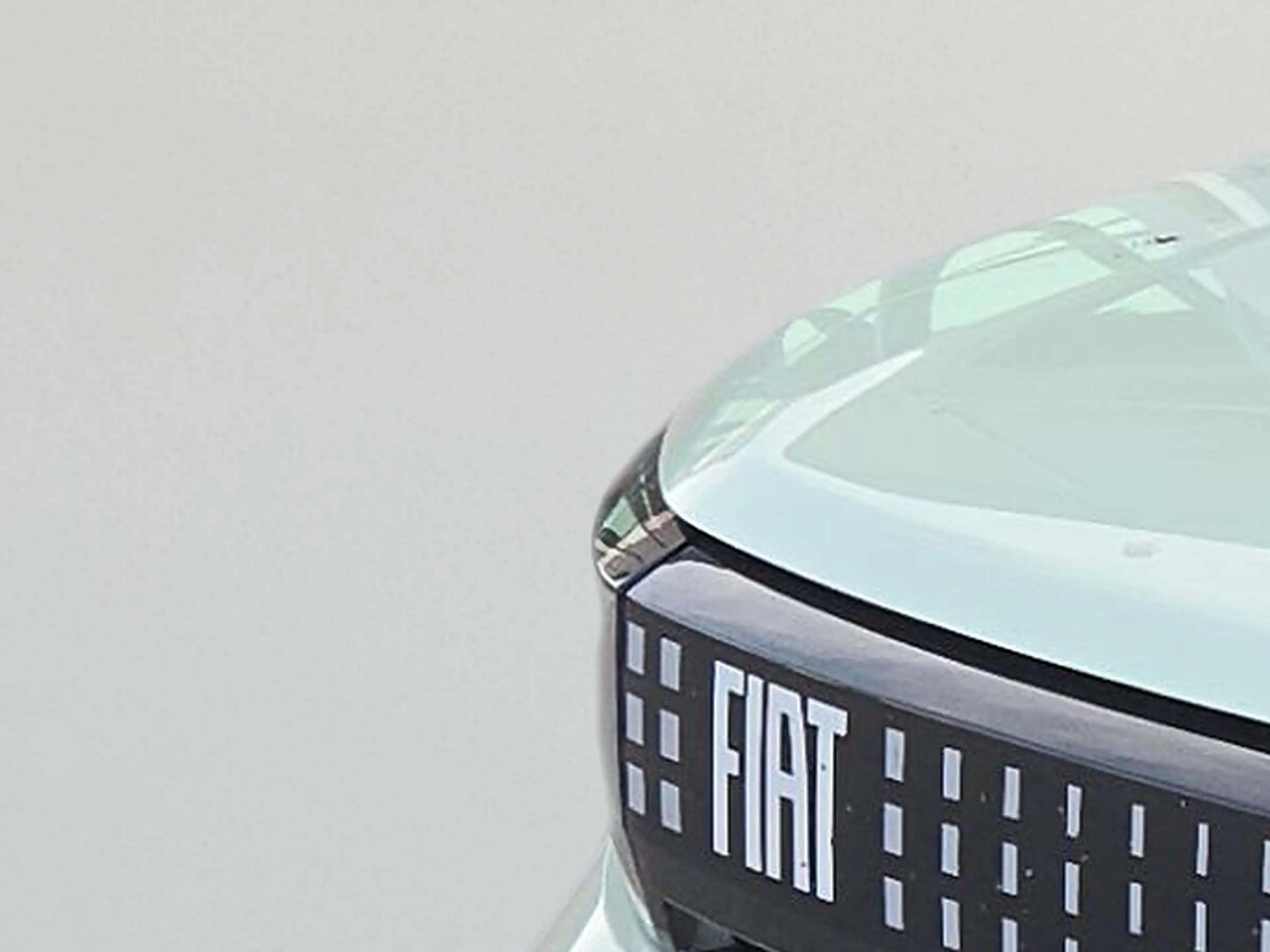 Fiat Grande Panda Hybrid mHEV 110 6-Gang eDCT La Prima — photo 5