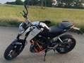 KTM Duke 125 Blanco - thumbnail 1