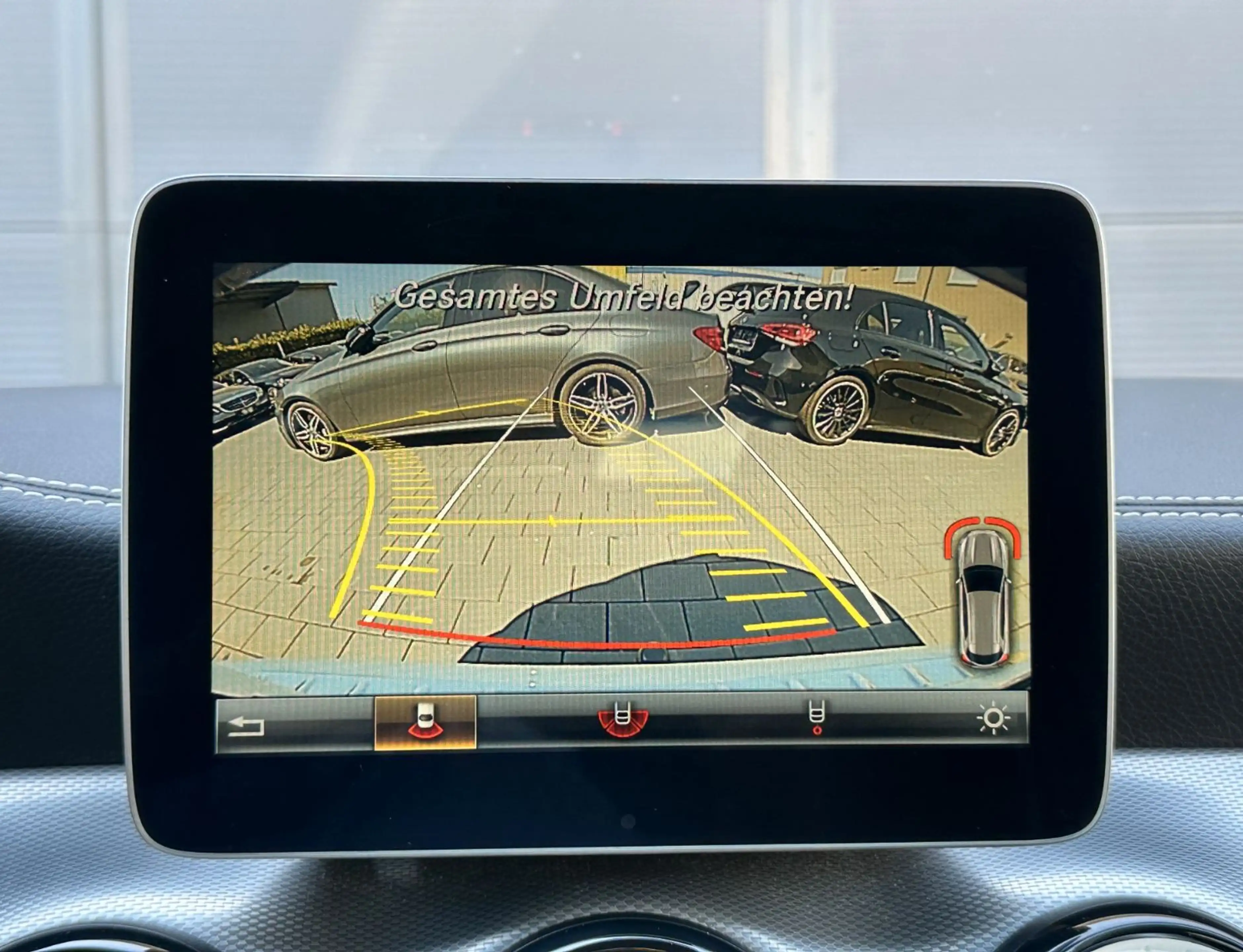 Mercedes-Benz GLA 220 4Matic*AMG*NUR 38 TKM*EDITION 1*KAMERA* — photo 8
