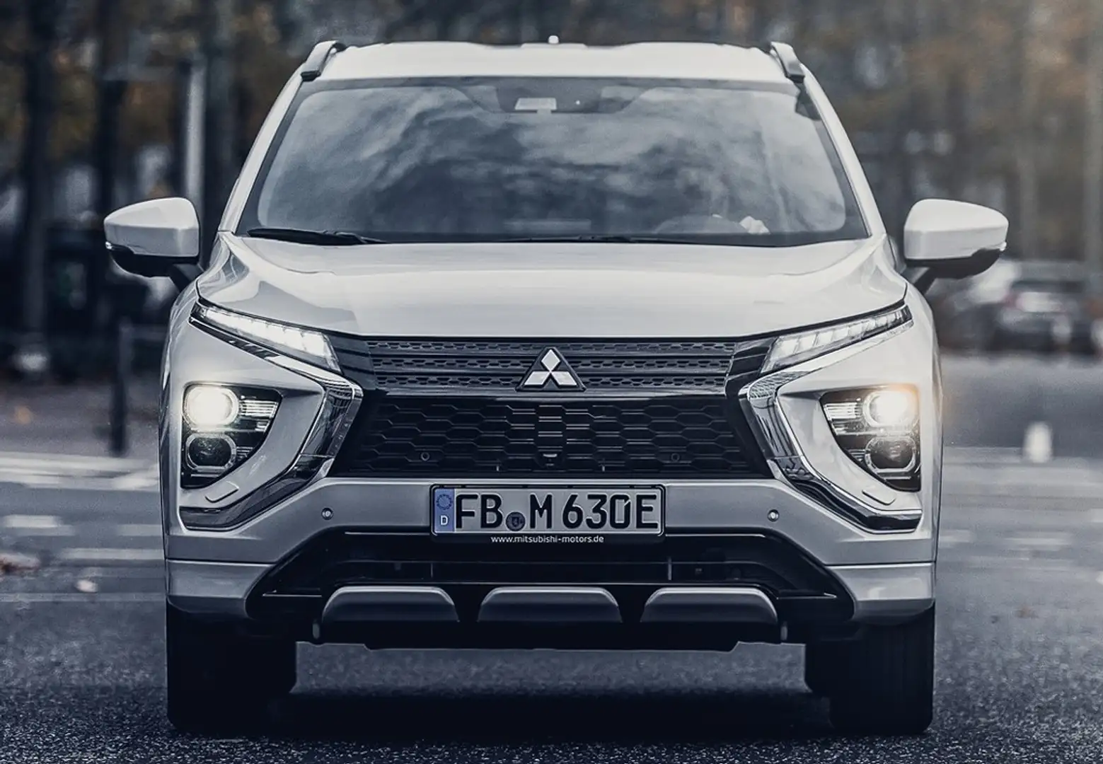 Mitsubishi Eclipse Cross PHEV Kaiteki 4WD - 2