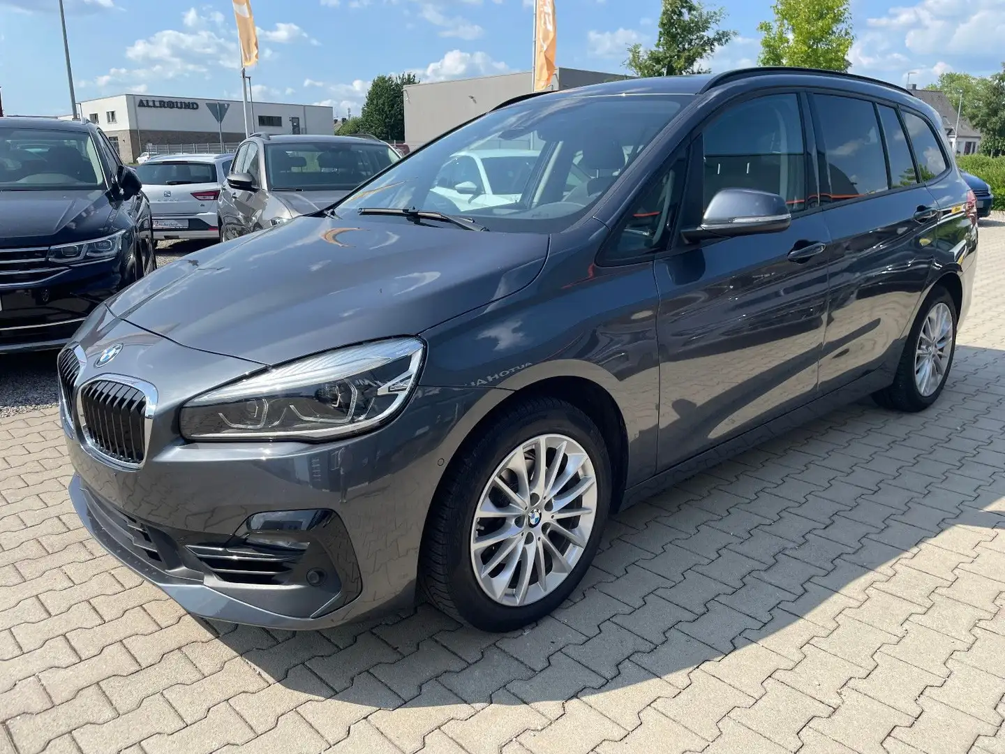 BMW 216 i Gran Tourer Sport Line *LED*NAV*SHZ*GRA* Gris - 1