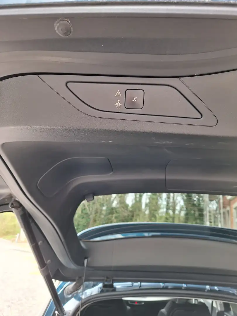 Citroen C4 SpaceTourer C4 Spacetourer 1.5 BlueHDi Feel S Modrá - 1