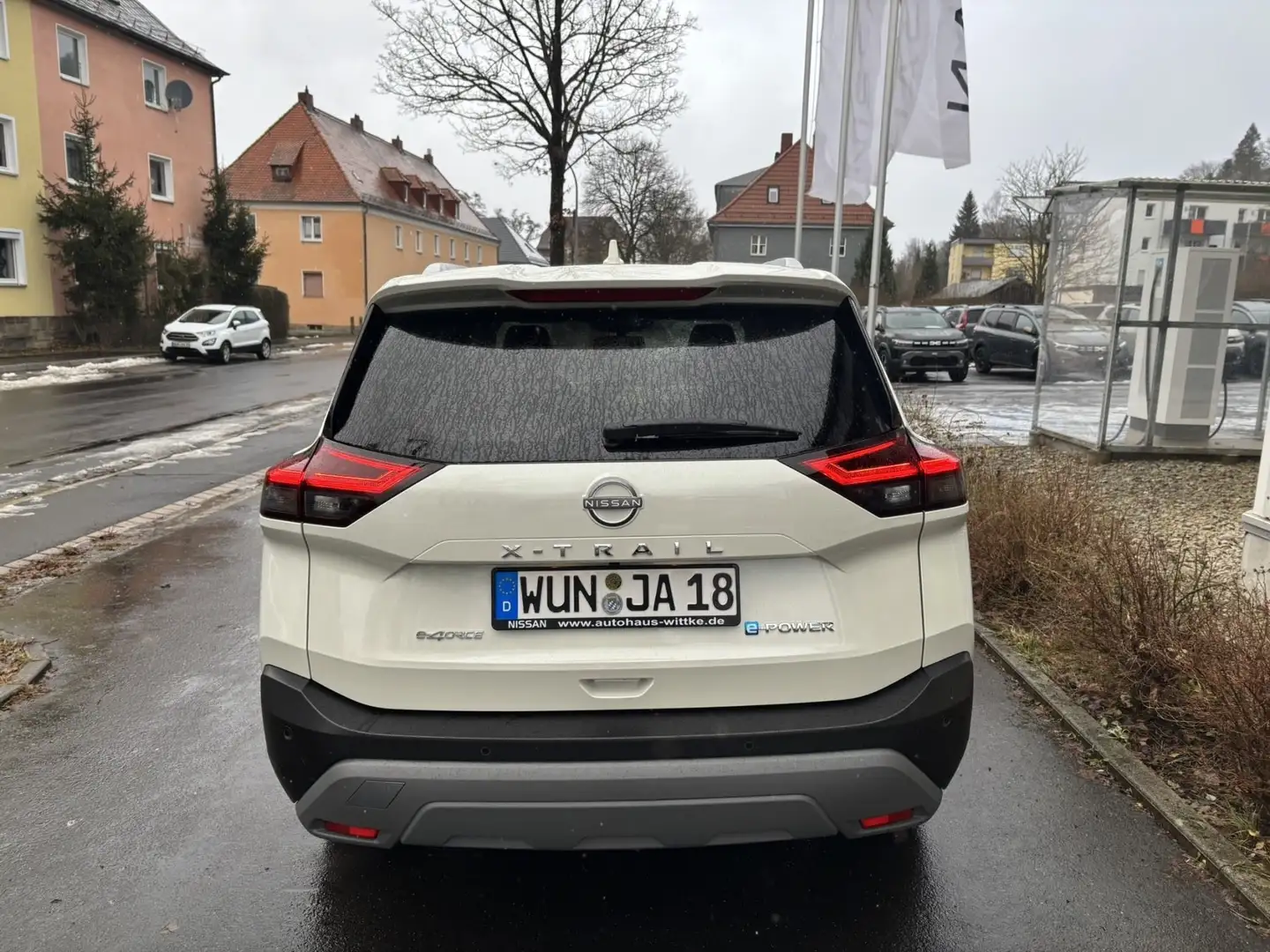 Nissan X-Trail N-Connecta 1.5 VC-T e-4ORCE 213 PS 4x4 P Weiß - 2