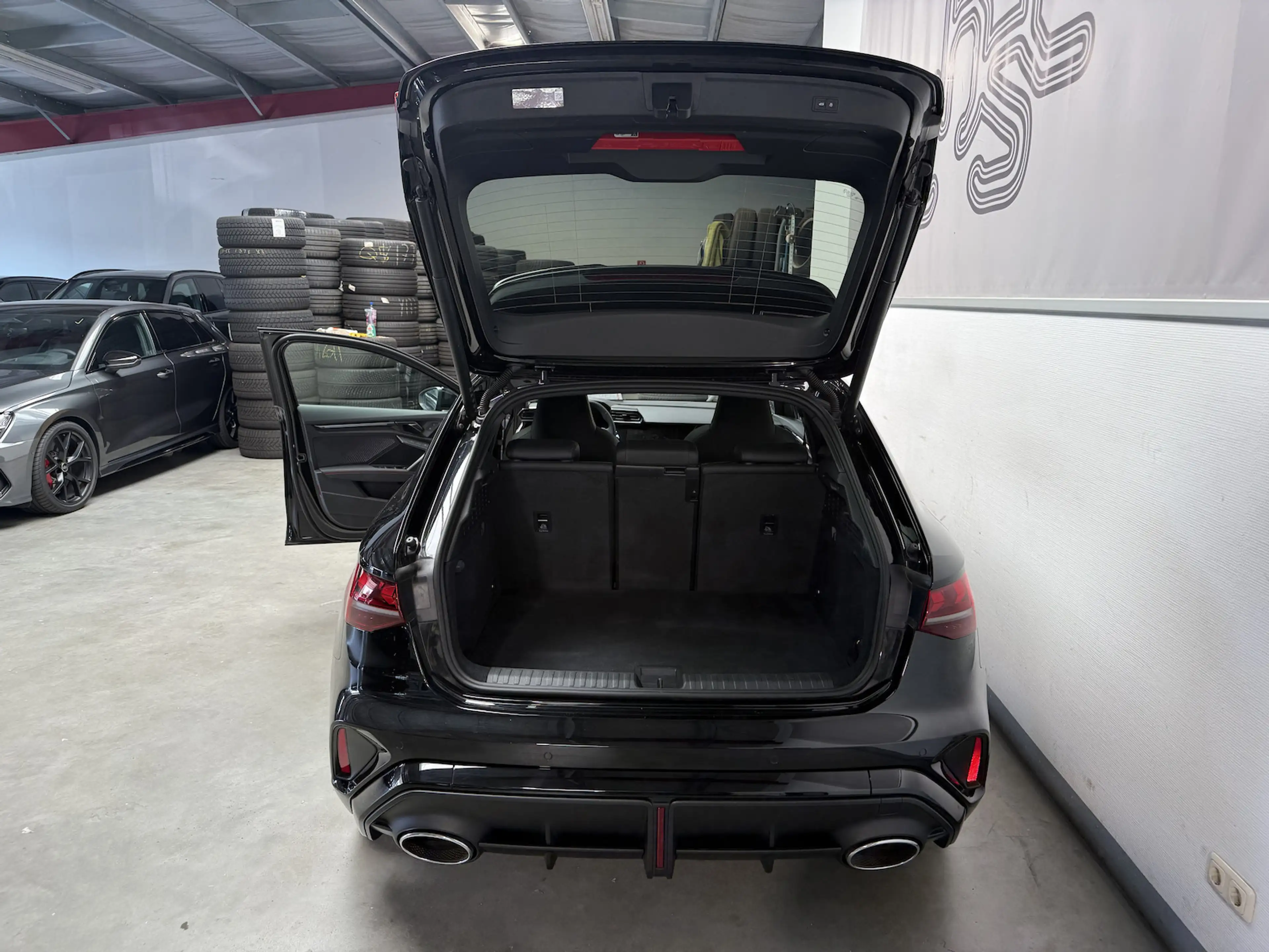 Audi RS3 Sportback qu. /MATRIX/PANO/LEDER/PDC — photo 7