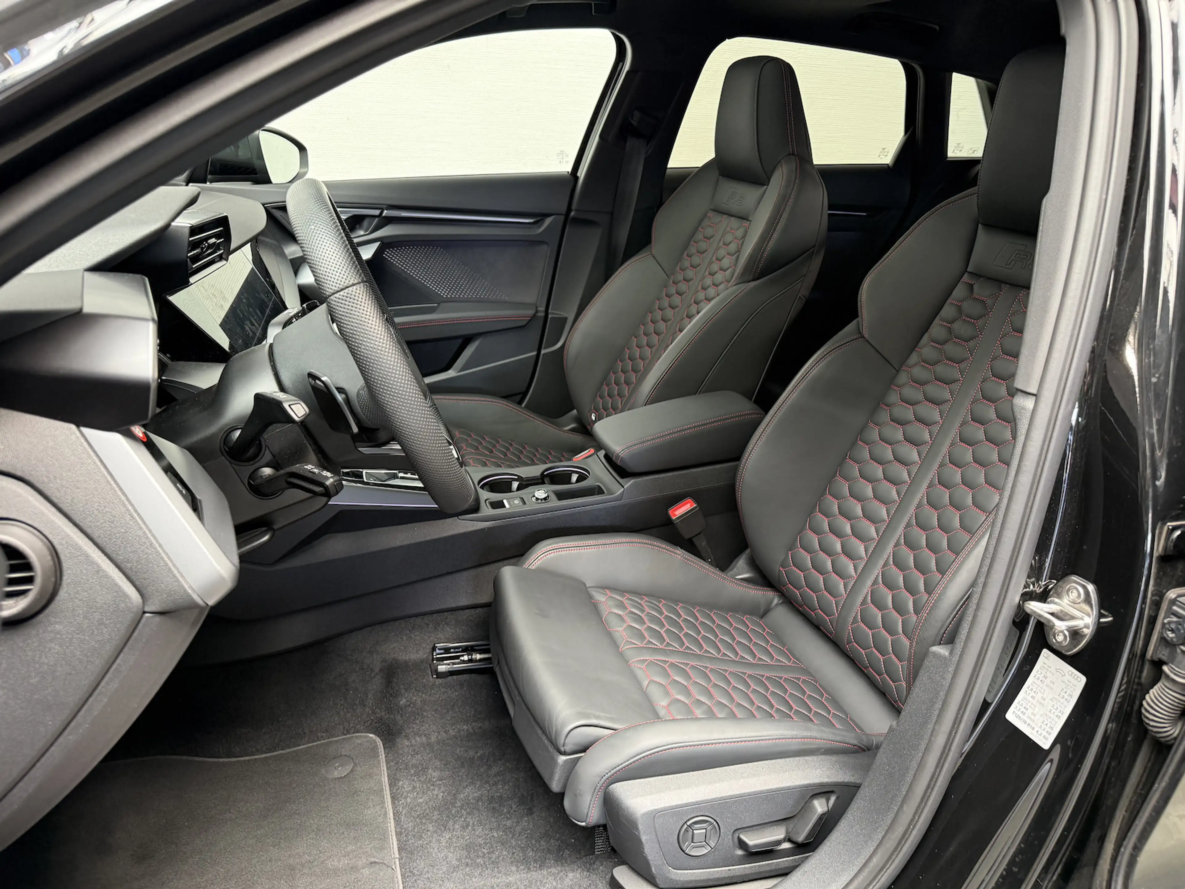 Audi RS3 Sportback qu. /MATRIX/PANO/LEDER/PDC — photo 4