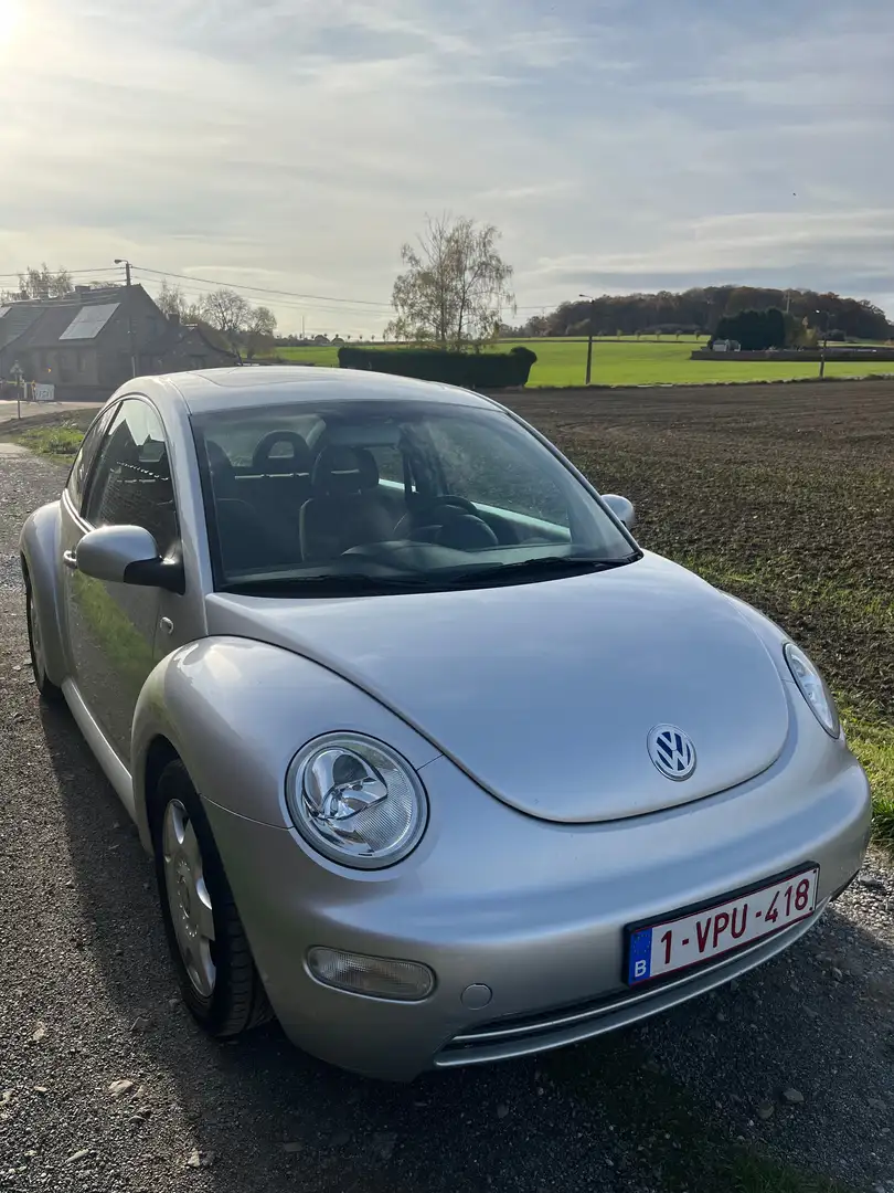 Volkswagen New Beetle 1.9 TDi Zilver - 2